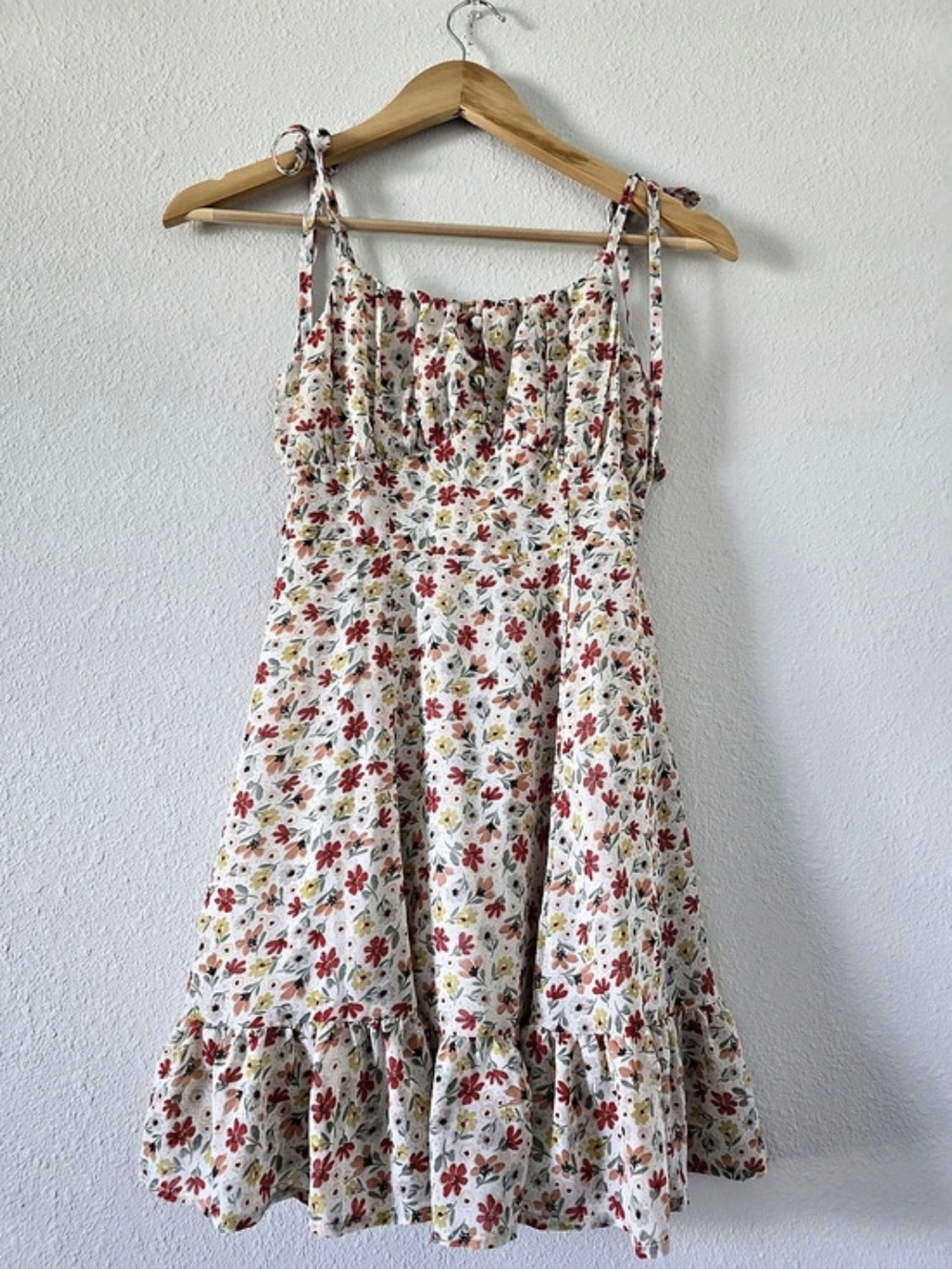 French Kiss Floral Mini Dress in Cream & Red Size Small